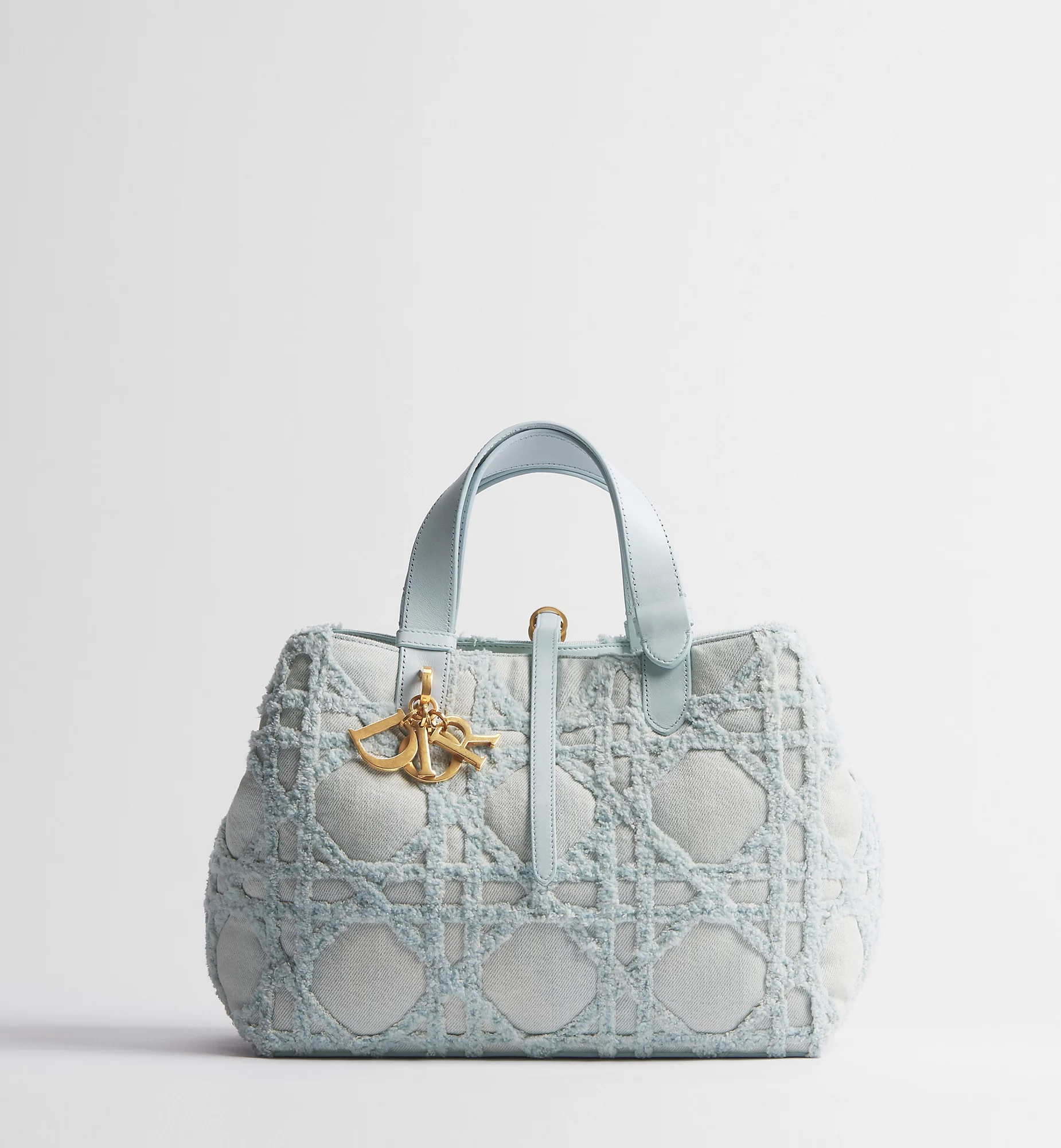 Dior Toujours Medium Cannage — Bleu