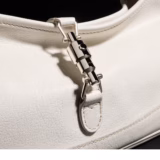 Sac à épaule Jackie Slim format moyen