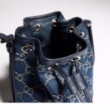 Mini sac seau avec plaque Gucci