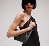 Sac de soirée métallique avec charm