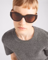 Logo Prada Marron