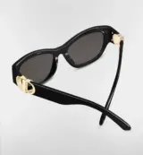 30Montaigne noires