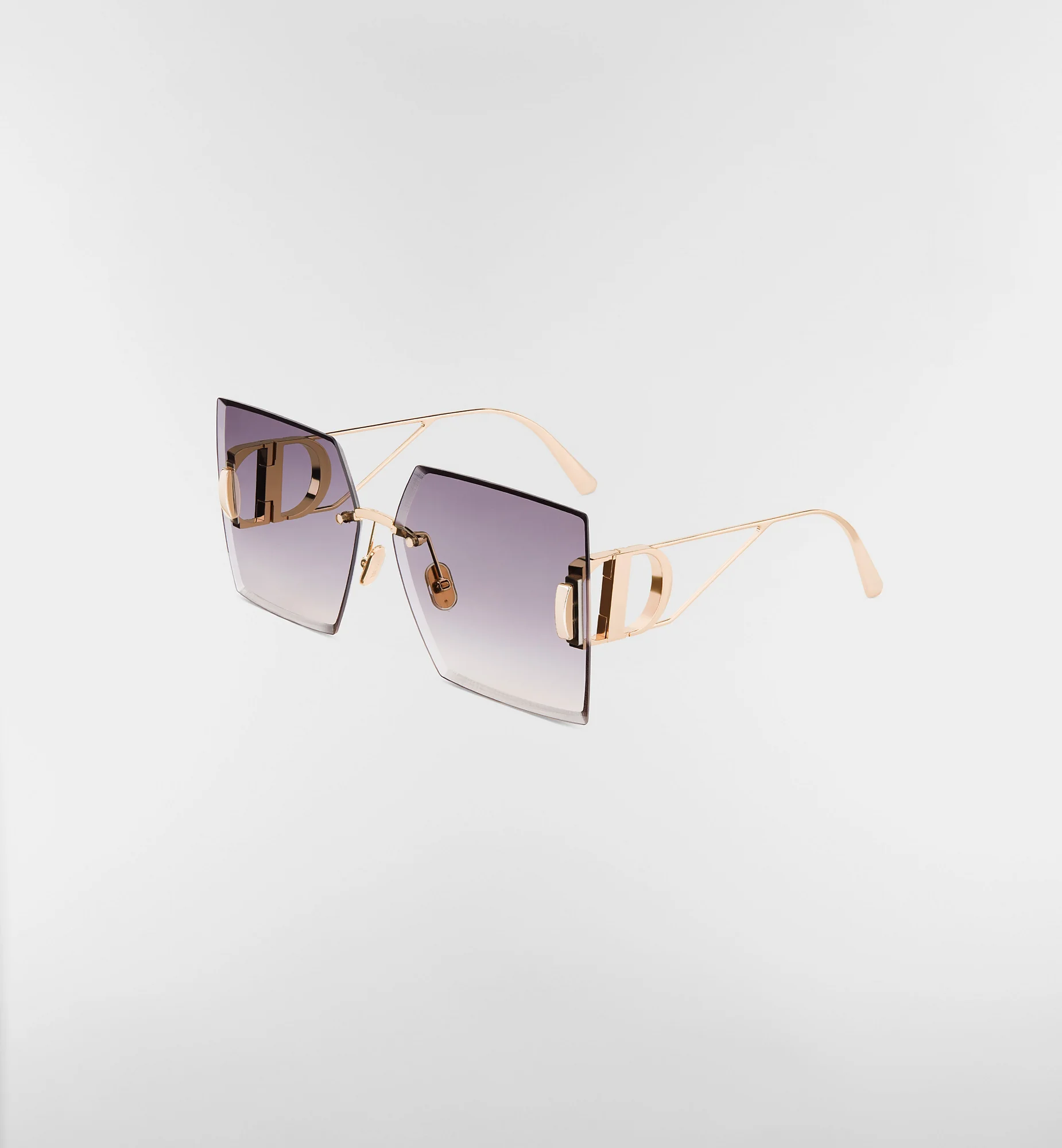 30Montaigne rose — rose