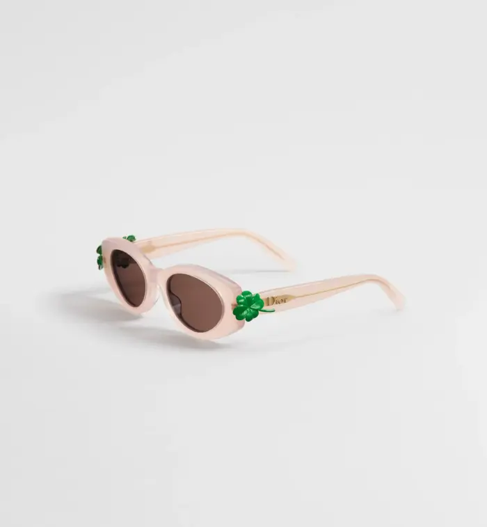 Dior Clover rose