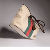Cabas grand format Gucci Tribeca avec breloque