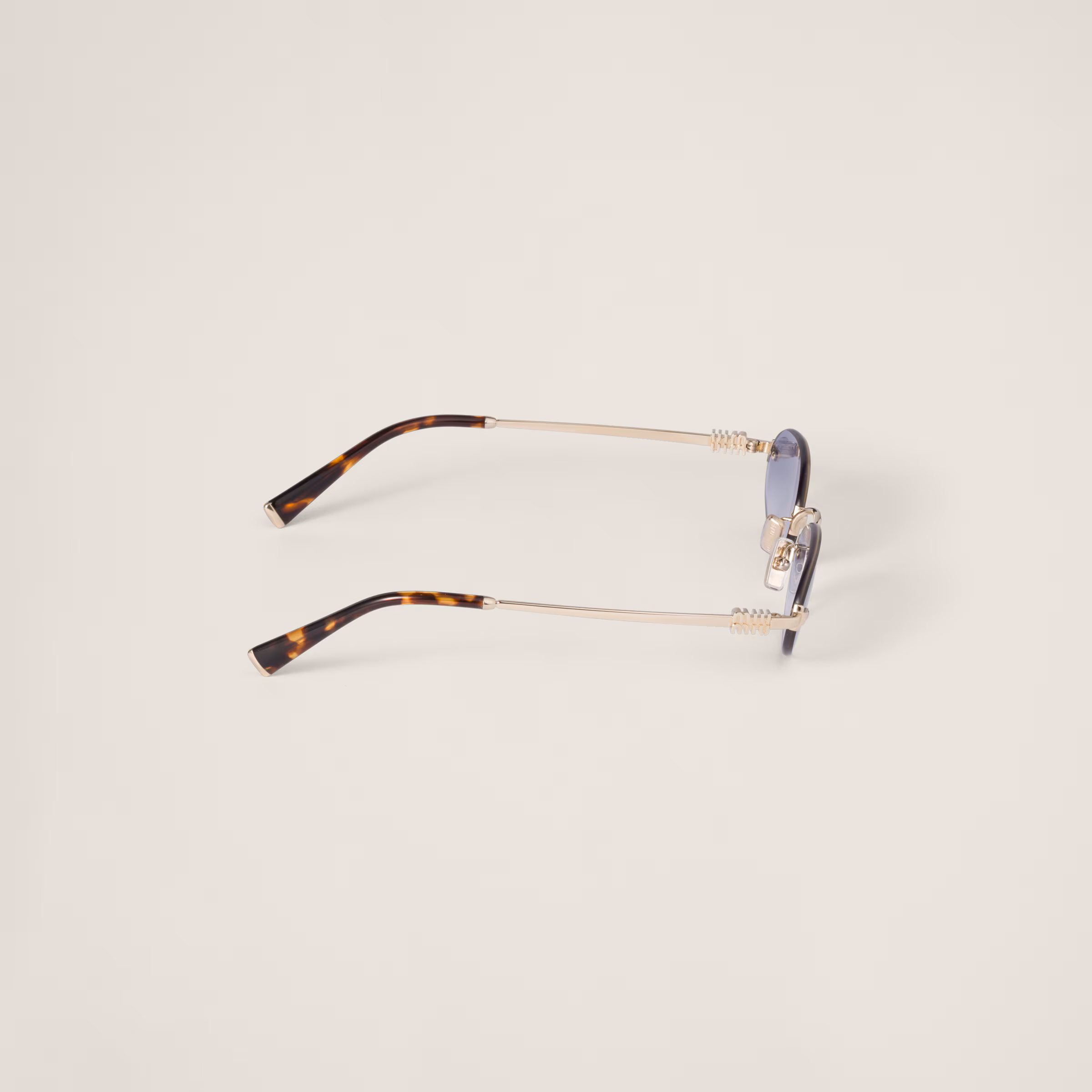 Miu Logo Verres Indigo — Verres Indigo